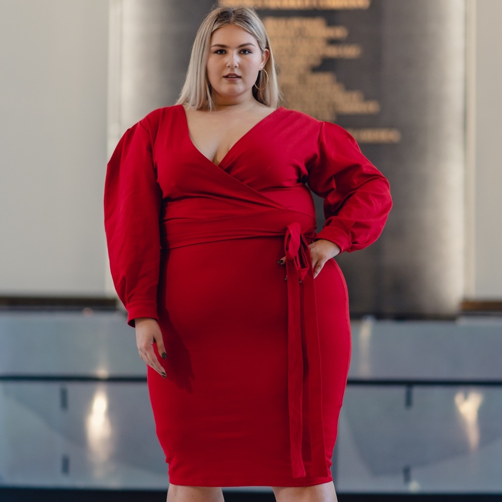 Plus size, Elegant red dress